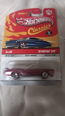 Pontiac GTO 1970 convertible Hot Wheels Classics serie 5 rosa Foto 1 de 3