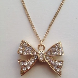  Double-Sided Full Diamond Bow Tie Necklace - Picture 1 of 6