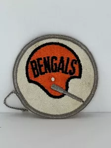 1968-79 CINCINNATI BENGALS NFL CALCIO VINTAGE CASCO ROTONDO 3" TOPPA SQUADRA - Foto 1 di 3