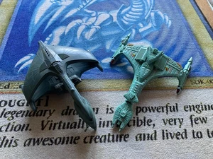 1993 Star Trek Next Gen Romulan Warbird + Klingon Attack Cruiser Playmates FUNKTIONIERT - Bild 1 von 13