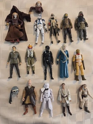 Lote de 14 figuras vintage de Star Wars Hasbro y Kenner Foto 1 de 4