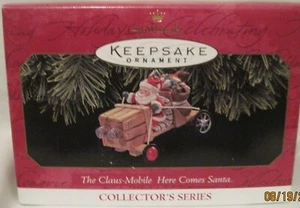 1997 HALLMARK - THE CLAUS MOBILE -19TH IN HERE COMES SANTA SERIES - MINT IN BOX - Picture 1 of 1