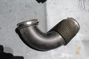 2016 to 2023 Mercedes Metris W447 2.0L Engine Air Cleaner Intake Hose OEM 3015N - Picture 1 of 3