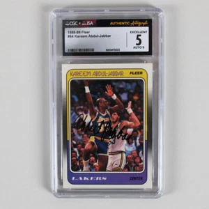 1988-89 Fleer Kareem Abdul-Jabbar Graded Card #64 Signed - CGC 5 AUTO 9 - Picture 1 of 2