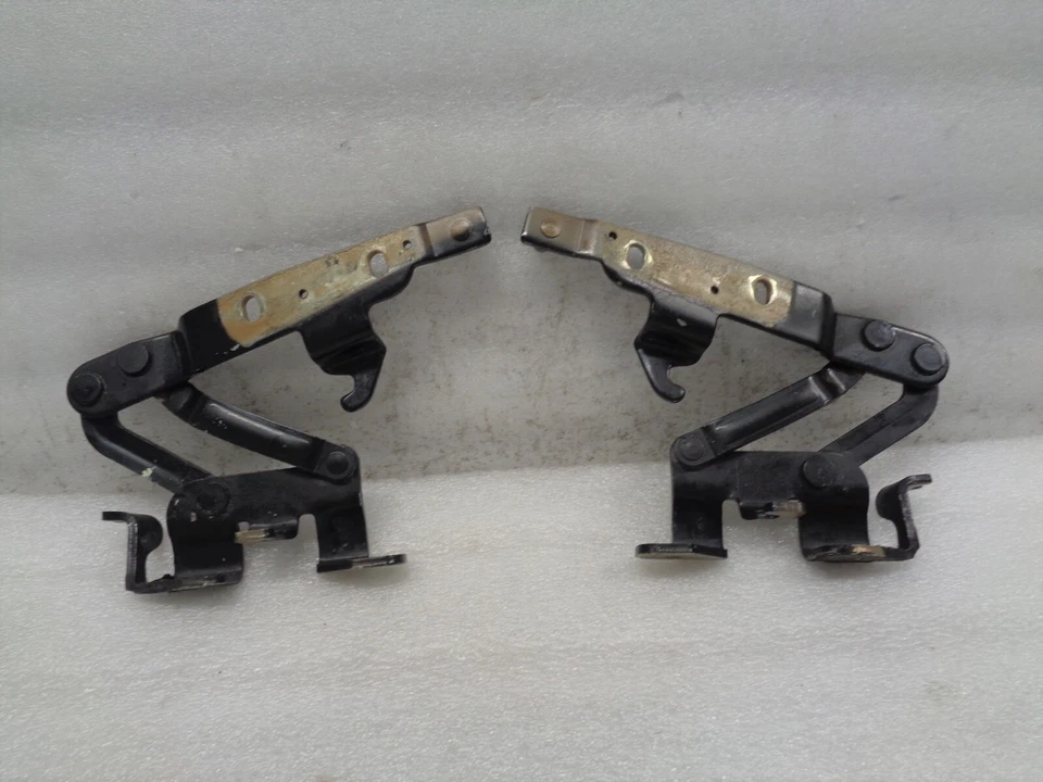 2005-2008 Maserati Quattroporte conjunto de dobradiça capô dianteiro esquerdo direito fabricante de equipamento original AK221036 - Imagem 1 de 4