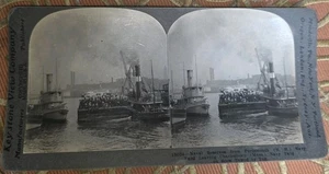 Vista estéreo de los primeros remolcadores y barcos ombligo astillero portsmouth saliendo de Charleston - Imagen 1 de 2