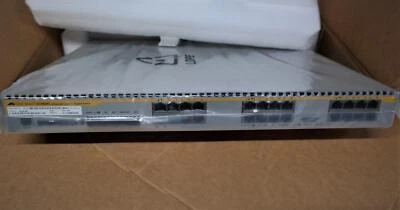 Conmutador Gigabit Allied Telesyn AT-9924T Advanced Layer 3+ 24 puertos AT-9924T-EMC2! Foto 1 de 4