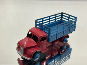 DINKY TOYS 30N 343 DODGE FARM PRODUCE TRUCK -RED L10.5cm- FAIR - 520 - Picture 1 of 7