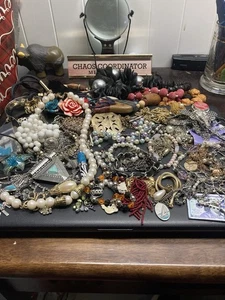 Jumbo Jewelry Bag Lot - Picture 1 of 4
