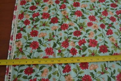 Por 1/2 yarda, edredón rojo floral sobre algodón azul claro, Moda/Sentimental Studios, B316 Foto 1 de 4