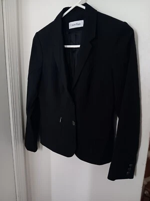 Chaqueta para mujer Calvin Klein azul marino a rayas cuello de muesca corta con botones pequeña Foto 1 de 4