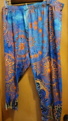 Legging Capri Mujer Plus Azul, Naranja y Verde Azulado Estampado Mandala 4x Foto 1 de 4