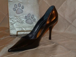 BOMBA DOLCE & GABBANA PUNTERA PUNTIAGUDA MARRÓN METÁLICO TALLA 41 O TALLA 11 EE. UU. USADA EN EXCELENTE ESTADO - Imagen 1 de 7