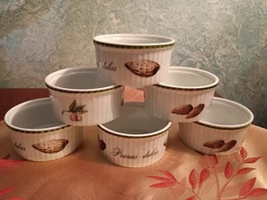 sechs fein verzierte Alpenporzellan Schalen fein verziert - Bild 1 von 3