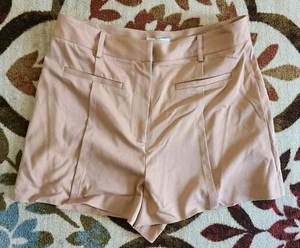 NWT Gianni Bini Jess Southern Champagne Color 12 Shorts $89 - Picture 1 of 5