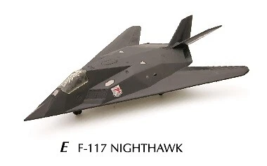 NEWRAY - Kit aereo stealth F-117 NIGHTHAWK - 1/72 - NEW21315A - Immagine 1 di 1