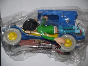 VOITURE GASTON LAGAFFE PUB QUICK FIAT 509 BLEU CLAIR + GASTON NEUF BLISTER  - Imagen 1 de 5