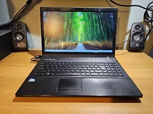 15" Stone (Clevo) W76TH Pentium T4500 2.3GHz 4GB 250GB Windows 10 Laptop - Picture 1 of 5