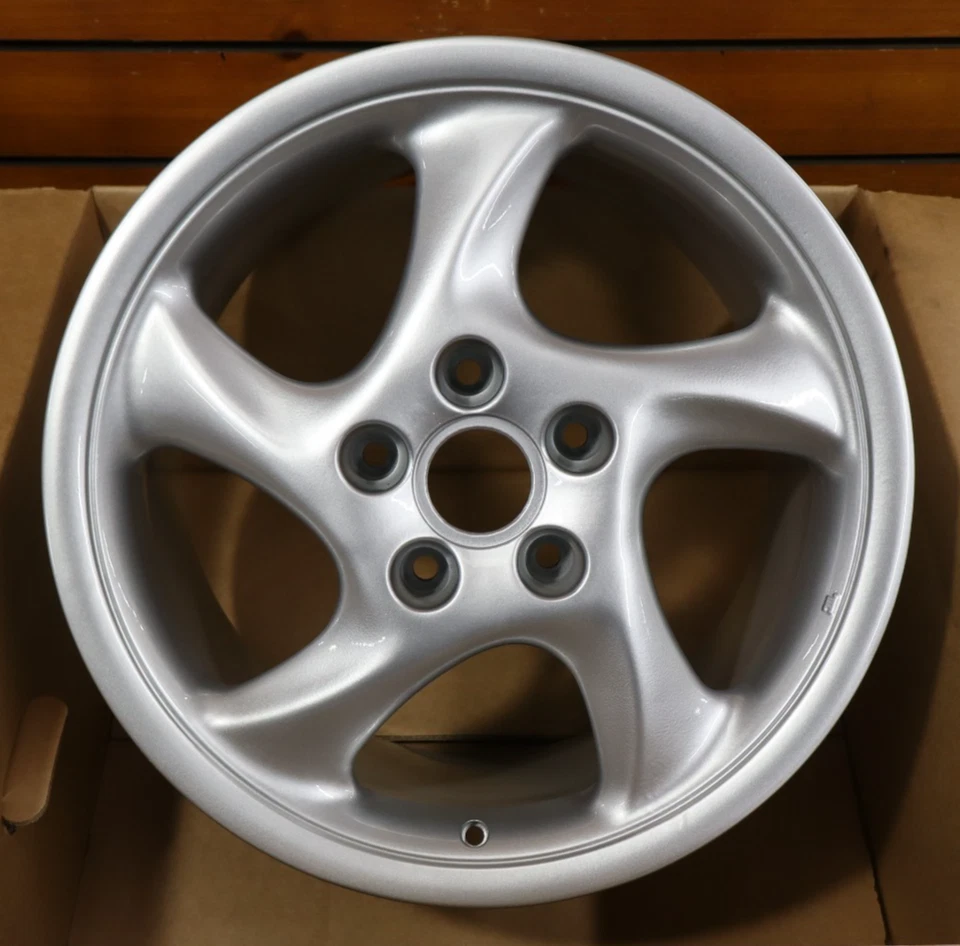 Rueda trasera giratoria turbo 18x10" ET65 18" OEM Foto 1 de 4