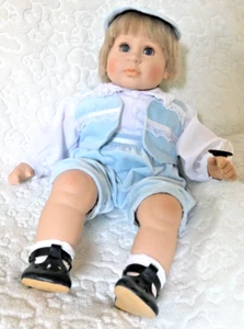 FIBA ITALIAN DOLLS ~ Richard ~ Boy Doll ~ Boxed ~ Retired ~ 60cm Tall. - Picture 1 of 6