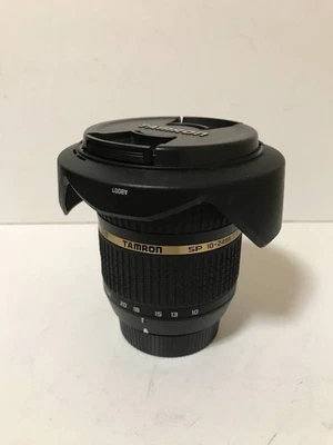 Gran angular NIKON TAMRON SP 10-24mm f/3.5-4.5 con capucha en forma de pétalo - Imagen 1 de 4