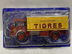 Simca Cargo TIGRES Altaya PINDER CIRCUS modelcar miniature Truck - Picture 1 of 1