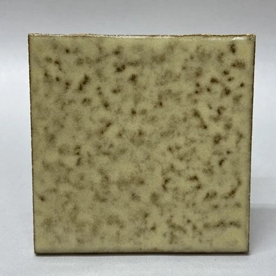 美国奥林托斯卡纳金瓷砖 4 1/4 复古中世纪现代 4x4 棕褐色 — 第 1/4 张图片