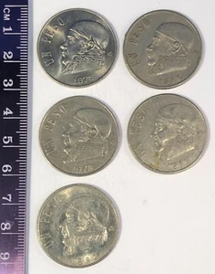 5 Mexico 1 Peso Coins: 1975, 1977, 1978, 1981, 1982 - Picture 1 of 2