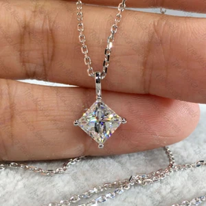 2.68 Ct Princess Cut Moissanite No Chain Solitaire Pendant 14k White Gold Plated - Picture 1 of 12