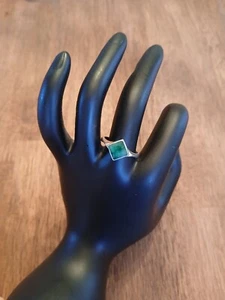 925 Sterling Silver Raw Emerald Ring - Size 8.5 - Picture 1 of 3