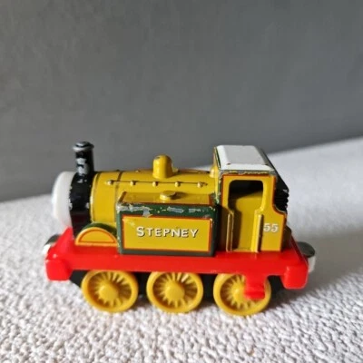 Thomas the Tank Engine Take n Play Stepney Magnetic Learning Curve Diecast 2008 - Image 1 of 4