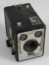 ART DECO BOX CAMERA
