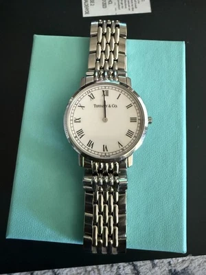 Reloj para hombre TIFFANY & Co. clásico ultrafino M151 888918 Foto 1 de 4