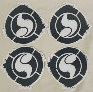 (4) DVS Zapatos de Monopatín Salpicaduras Logo Pegatinas - Calzado Negro Calzado Calcomanía Patín - Imagen 1 de 2