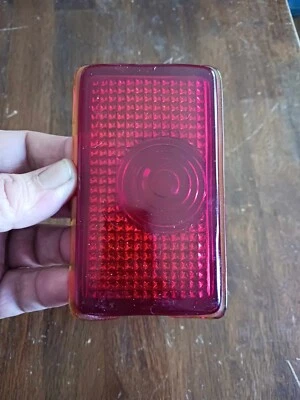 NOS 1942 - 1947 OLDSMOBILE CRISTAL LUZ TRASERA T-338 DERECHA O IZQUIERDA Foto 1 de 4