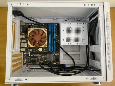 Gaming Computer Kit, Intel i5 4670k, 32GB DDR3 2400, Noctua Cooler - Image 1 of 4