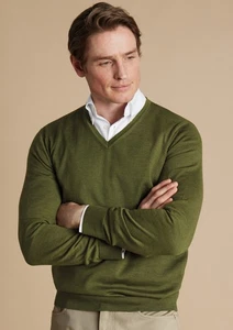 MAGLIONE UOMO CHARLES TYRWHITT * NUOVO * TAGLIA SMALL MUSCHIO MERINO SCOLLO A V - Foto 1 di 8