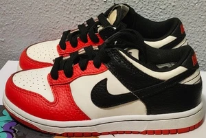 Nike Dunk Low PS EMB NBA 75th Anniversary Chicago Größe 12,5c DC9564-100 KINDER - Bild 1 von 9