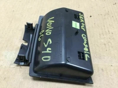 VOLVO S40 2006 ЦЕНТРАЛЬНАЯ КОНСОЛЬ ЛОТОК ОТСЕК ДЛЯ ХРАНЕНИЯ ТКАНИ - Изображение 1 из 4