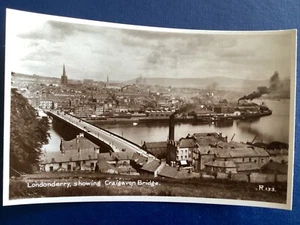 Postal RPPC Londonderry mostrando Craigavon Bridge River Old Town D42 - Imagen 1 de 2