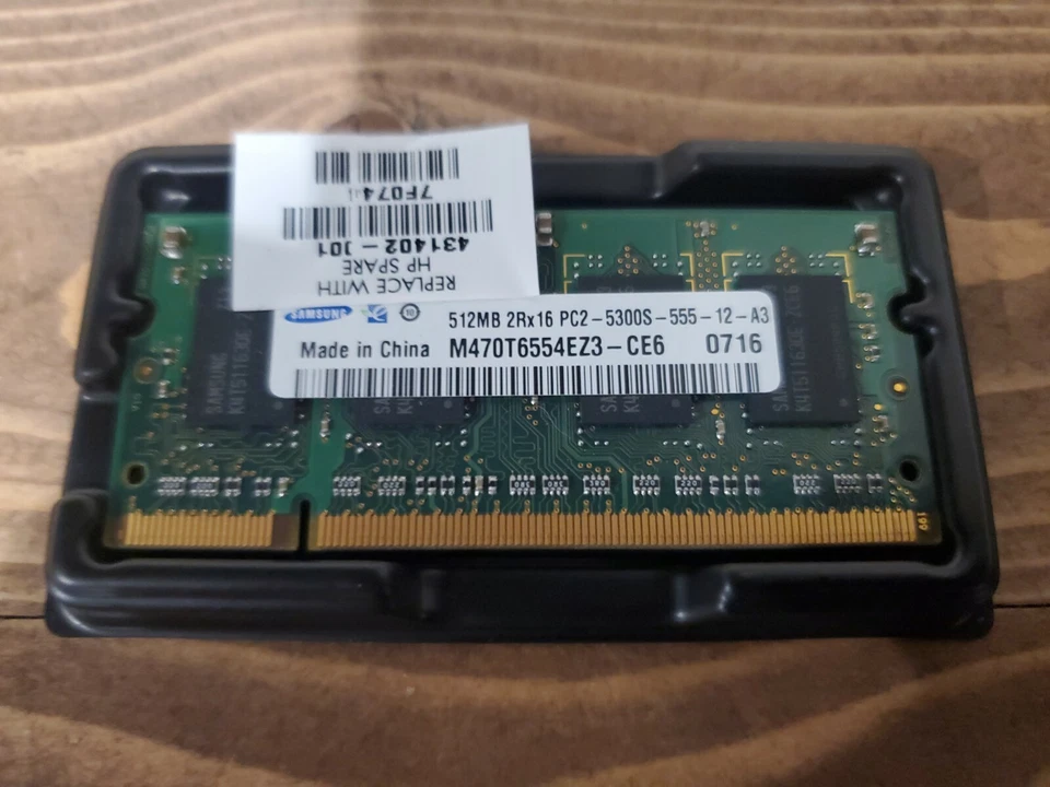 Samsung PC2-5300S 512 MB SO-DIMM 667 MHz DDR2 Memory Modules 1 - Image 1 of 1