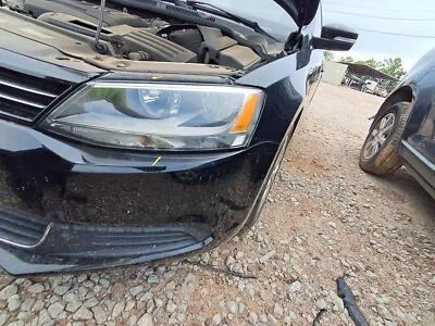 Used Driving Light fits: 2014 Volkswagen Jetta Fog-Driving Sdn L. Grade A Foto 1 de 4