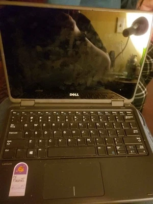 戴尔 Latitude 3190 二合一 11.6 英寸触摸笔记本电脑奔腾 8GB 128GB 固态硬盘 Win 11 — 第 1/2 张图片