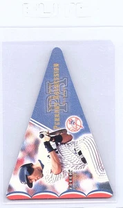 2001 Fleer Original #1PA Derek Jeter Wimpel Aggression - Bild 1 von 2