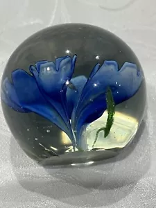 VIntage Paperweight Unsigne Purple Irises - Picture 1 of 9