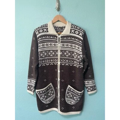 Vintage Women's Brown and Cream Patterned Wool Blend Sweater Size 8 - Image 1 of 4