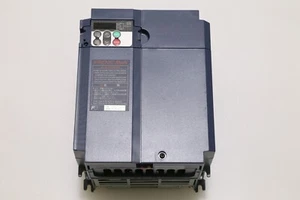 FUJI Inverter NNB FRN5.5E1S-2CP4 200-240V 5.5KW DRV-I-4040=9F36 - Foto 1 di 12