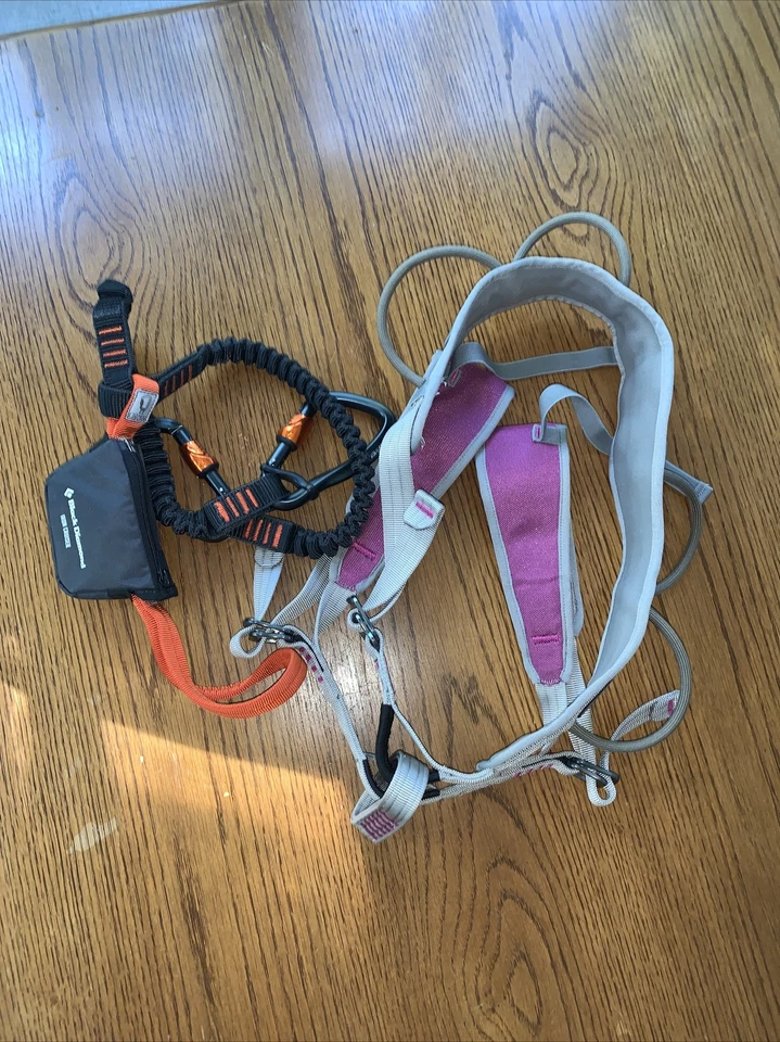 Arnés de escalada en roca Mad Rock Mars M púrpura y gris con clips Foto 1 de 4