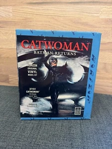 DC HORIZON CATWOMAN BATMAN RETURNS 1/6 VINYL MODEL KIT - NEW - BATMAN SERIES - Picture 1 of 8