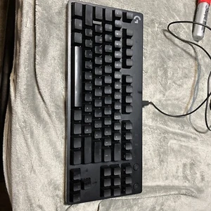 Logitech Pro Tenkeyless Gaming Keyboard - Model YU0039 - WORKS! - Picture 1 of 4